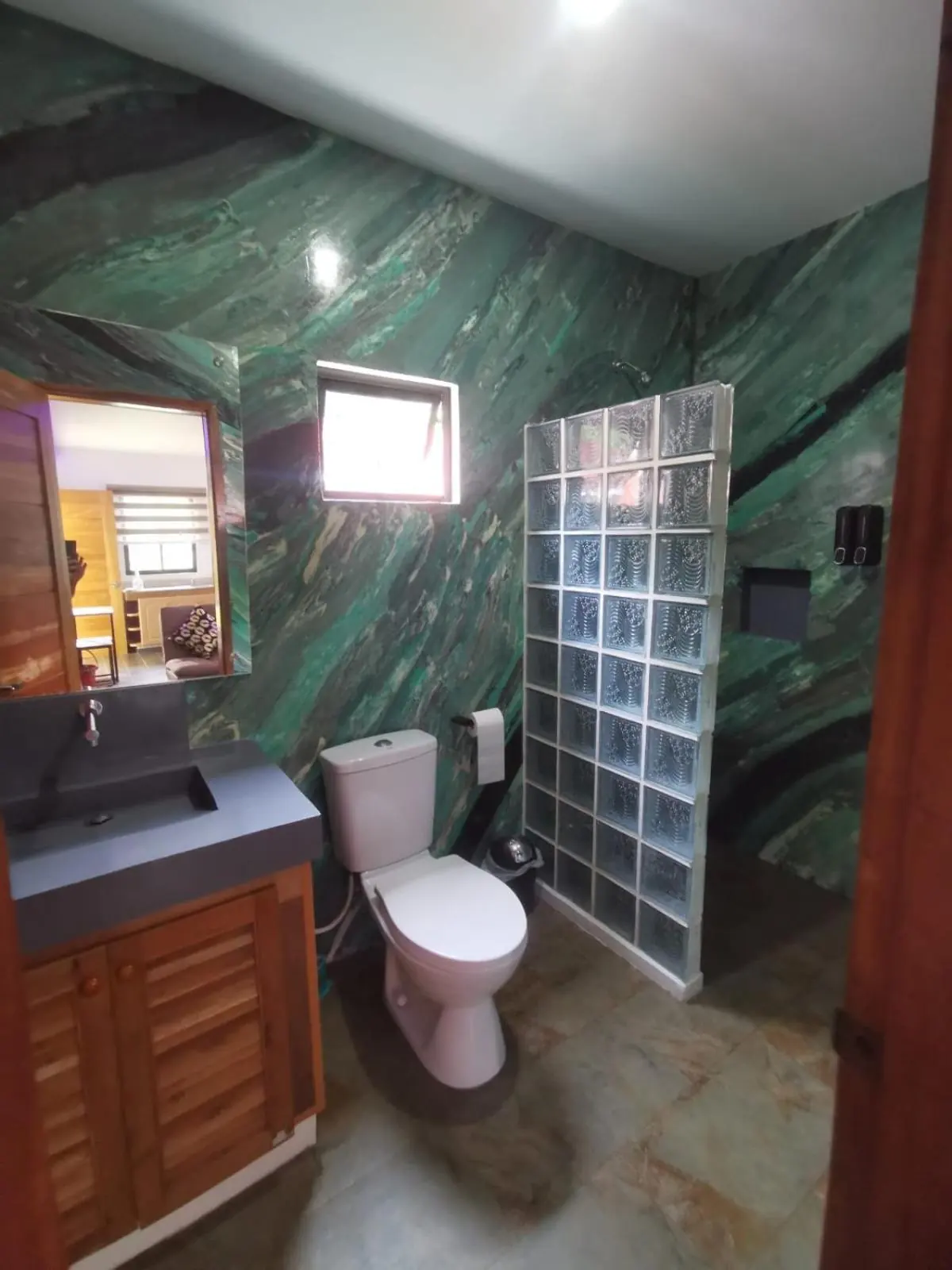 Family Room — 19