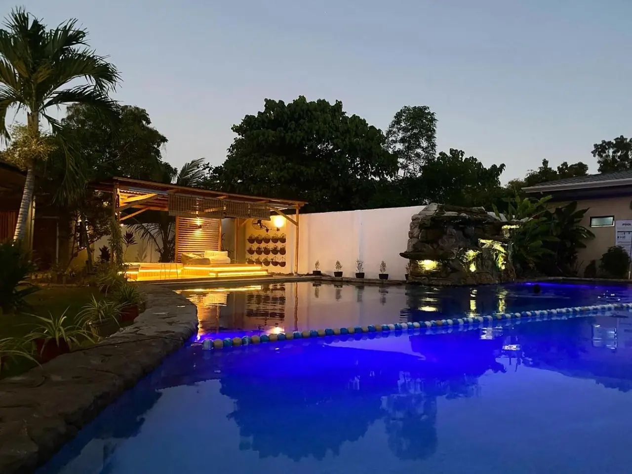 Outdoor lagoon pool